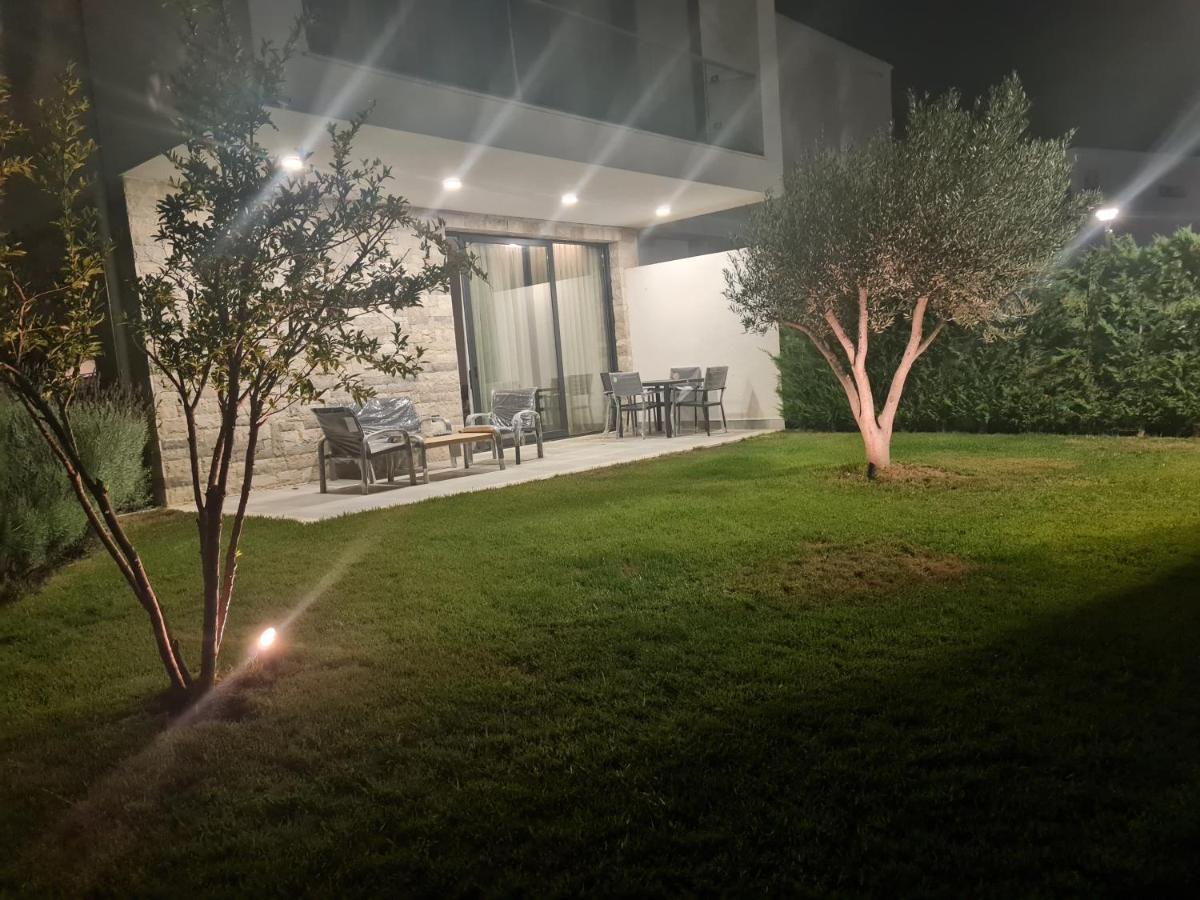 Rosemarine Villas Durres Exterior photo