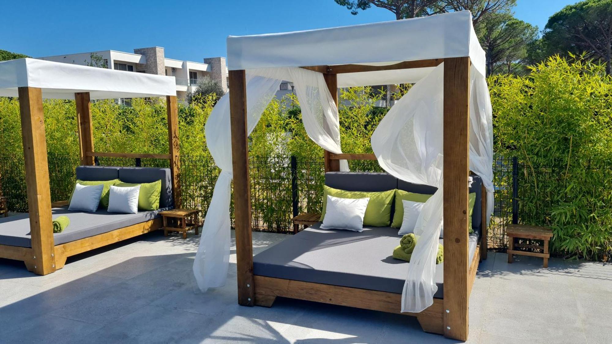 Rosemarine Villas Durres Exterior photo
